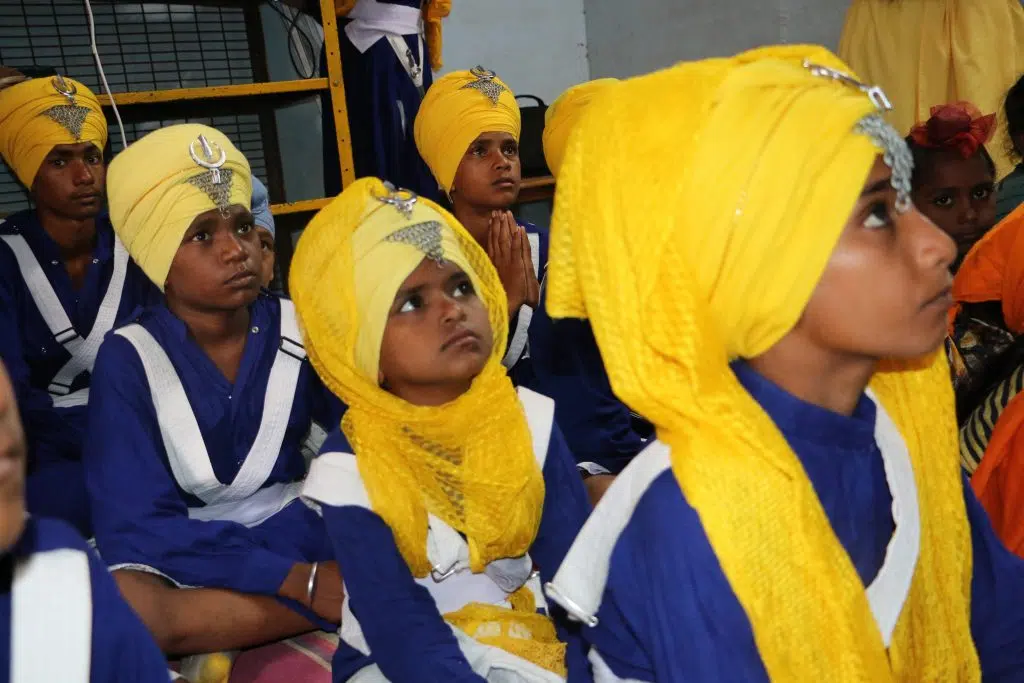 Sikligar sikh children in Sikhi bana