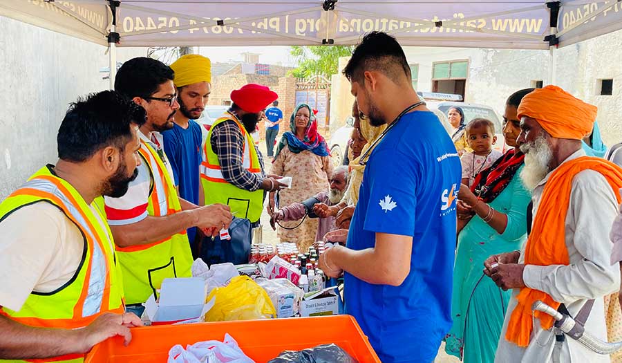 2-punjab-floods-2019-relief-medical-aid-chardikala.jpg 2-punjab-floods-2019-relief-medical-aid-chardikala.jpg