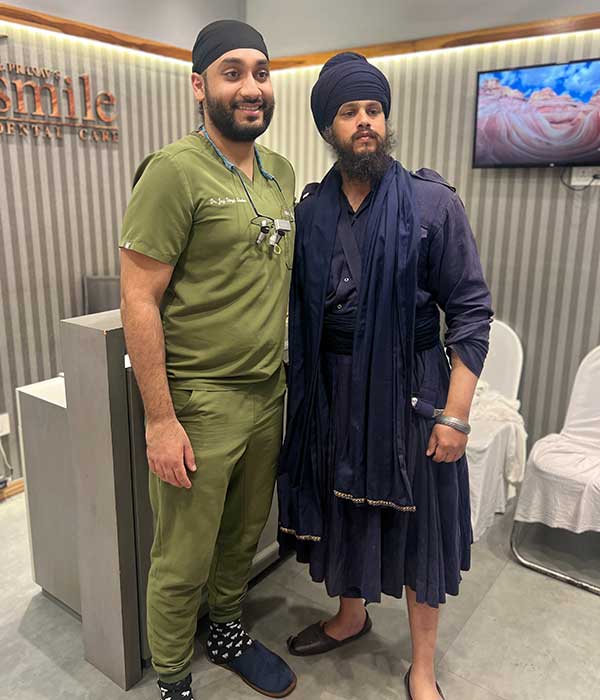 dental-camp-gora-nihung-singh-influncer.jpg